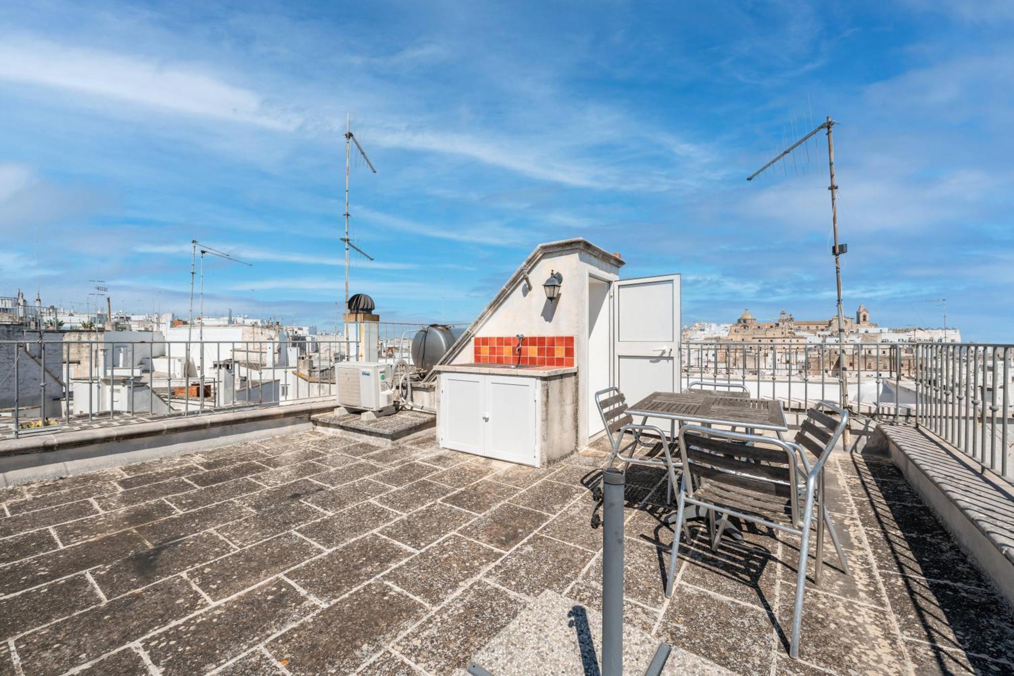 Casa Colombo & Casa Scipione By Rentbeat Ξενοδοχείο Ostuni Εξωτερικό φωτογραφία